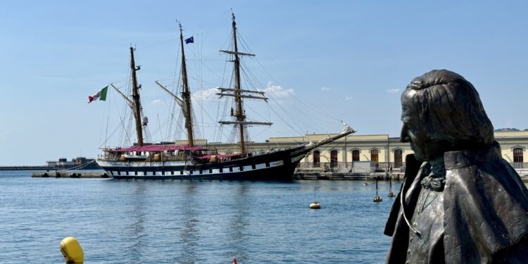 L'antico veliero visitabile fino a domenica 22 luglio