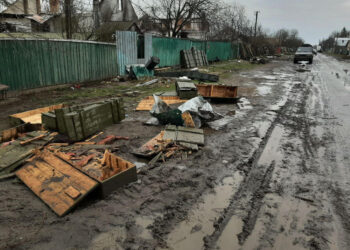 Andriivka nell'est e Pishchane nel nord-est