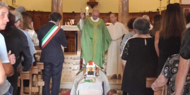 Celebrati i funerali a Ostuni