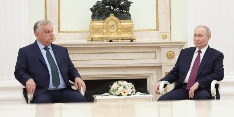 Dopo i colloqui tra il premier ungherese e Putin a Mosca