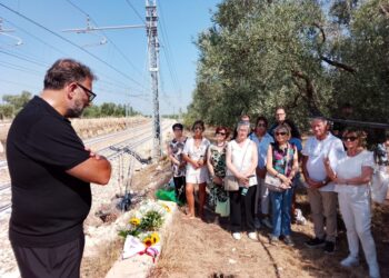 Commemorazione sul luogo del disastro