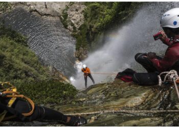 Accompagnava una comitiva di turisti in percorso di canyoning