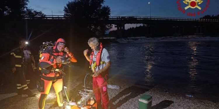 I soccorritori avevano ripescato ieri sera il primo corpo