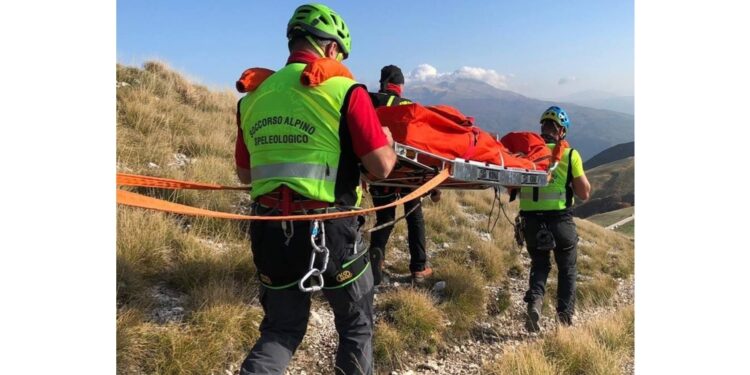 Allarme Soccorso alpino. Famiglia senza protezioni sulla ferrata