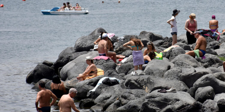 Previsti 34 gradi al Centrosud e oltre 40 nelle Isole maggiori