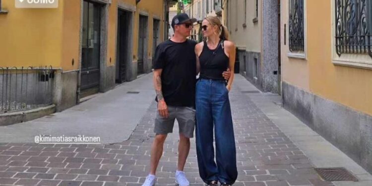 La foto pubblicata da Kimi Raikkonen e dalla moglie sui social