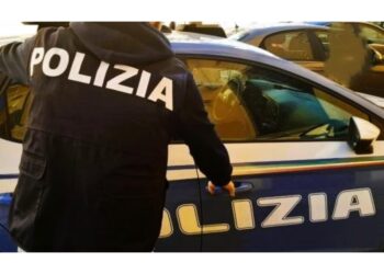 Polizia esegue ordinanza