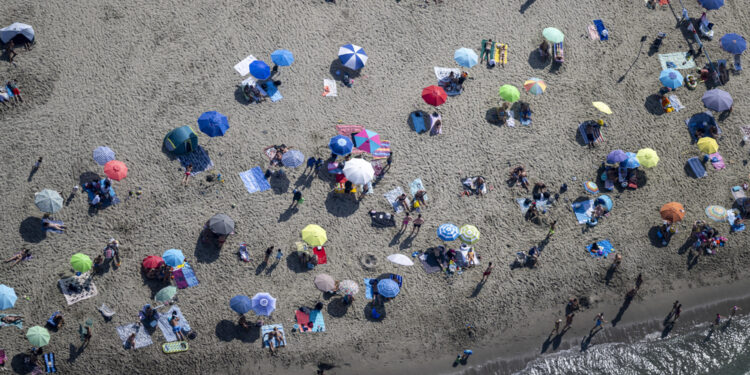 Fino all'inizio di settembre termometri su fino a 39°C al sud