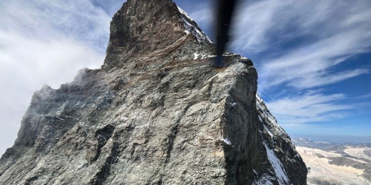 Incidente sul versante svizzero della montagna