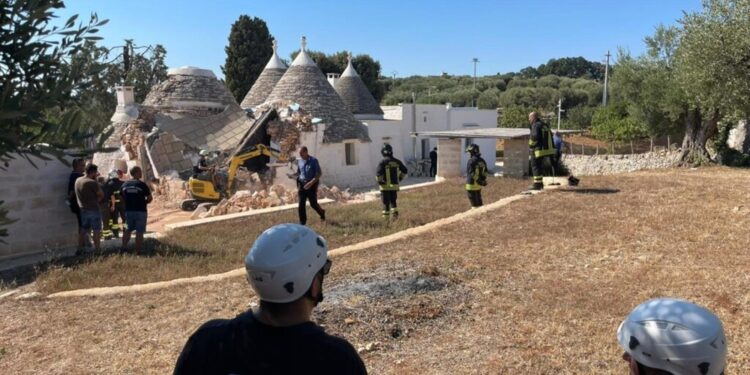 Proseguono operazioni di messa in sicurezza dei vigili del fuoco