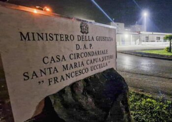 'Li ho uccisi per compassione e pietà'. Ma non aggiunge altro