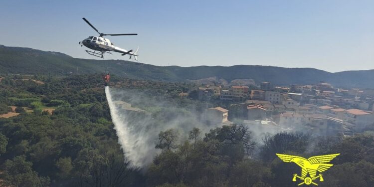 Fiamme anche a Pozzomaggiore