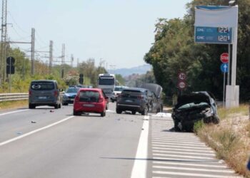 L'incidente sulla statale 16 all'altezza del quartiere Ciarnin