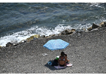 Termometro fino a 43°C in Sardegna e grandinate sulle Alpi