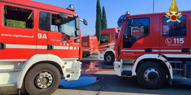 Ventinove persone trasferite in albergo e palazzetto dello sport