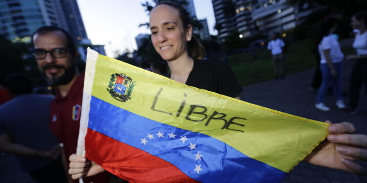 Proteste iniziate a Caracas