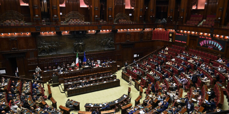 Proteste per l'esame del ddl sicurezza alla Camera