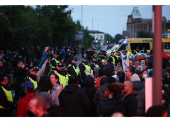 Proteste nate dopo l'uccisione delle tre bambine a Southport