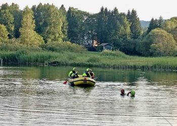 Una persona è morta in Alto Adige nel lago di Favogna