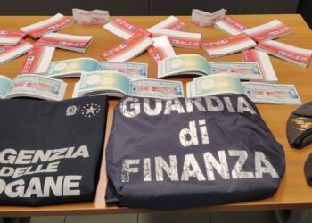 Ponte Chiasso, 10 milioni di dollari nascosti in auto