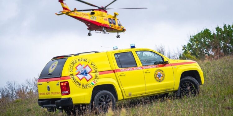 Diversi traumi. In azione Icaro 02 dei vigili del fuoco