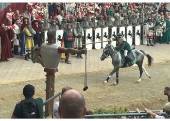 Lancia d'oro dedicata agli 800 anni da stigmate di San Francesco