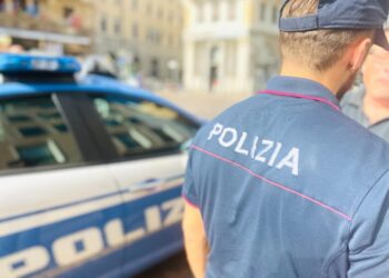 A Padova accertamenti su messaggi Instagram e fogli nello zaino