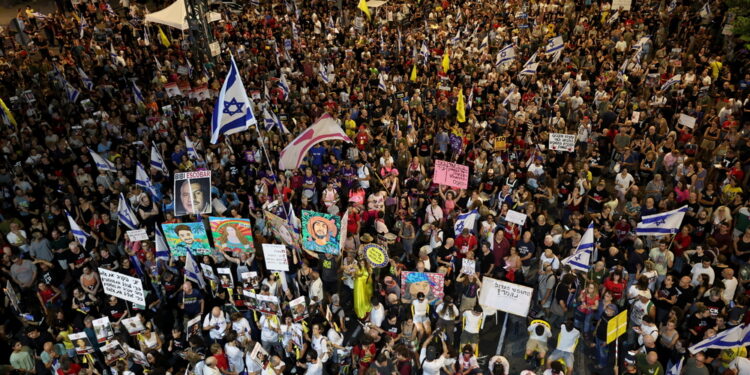 Proteste in molte città del Paese