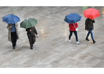 www.ILmeteo.it: giù anche di 15 gradi. Attesi pioggia e vento