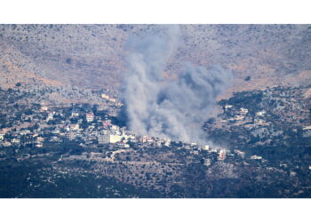 In mattinata l'aviazione ha attaccato depositi di armi