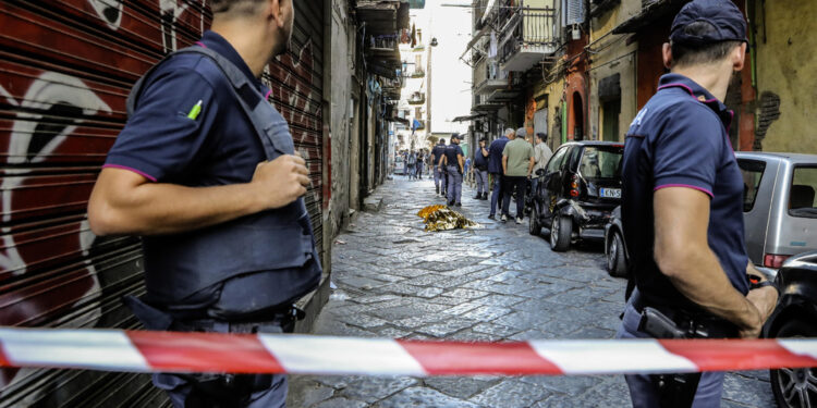 Gli spari in strada