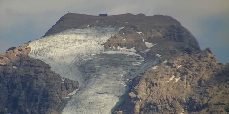 Erano partiti stamani dal Rifugio Falier