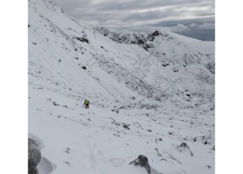 Notte all'addiaccio in una tende nei pressi del rifugio Biella