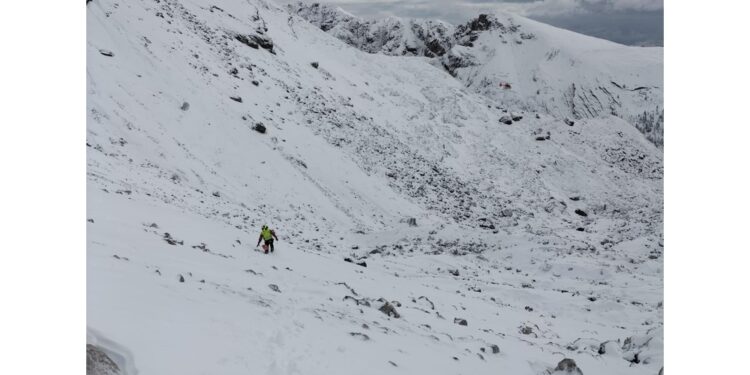 Notte all'addiaccio in una tende nei pressi del rifugio Biella