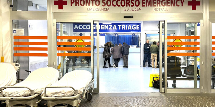 In gravi condizioni un terzo coinvolto nell'esplosione