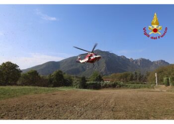 Operano due elicotteri e due Canadair