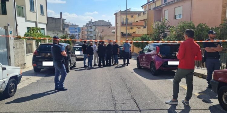 Anche oggi rilievi di Polizia e Carabinieri. Domani fiaccolata