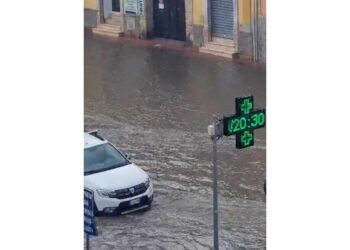 Strade come fiumi per 10 minuti