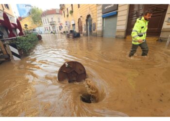 Ai vigili del fuoco 100 chiamate anche per i blackout nei negozi