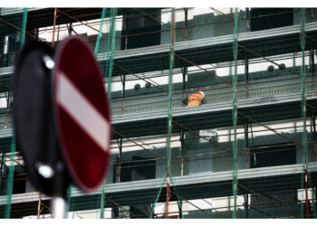 Incidente sul lavoro in un cantiere a Tignale