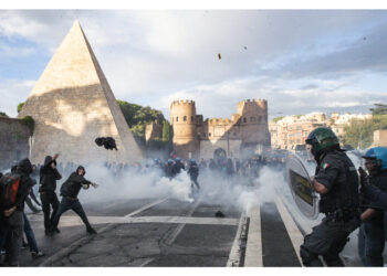 Emessi 38 fogli di via da Roma per i manifestanti