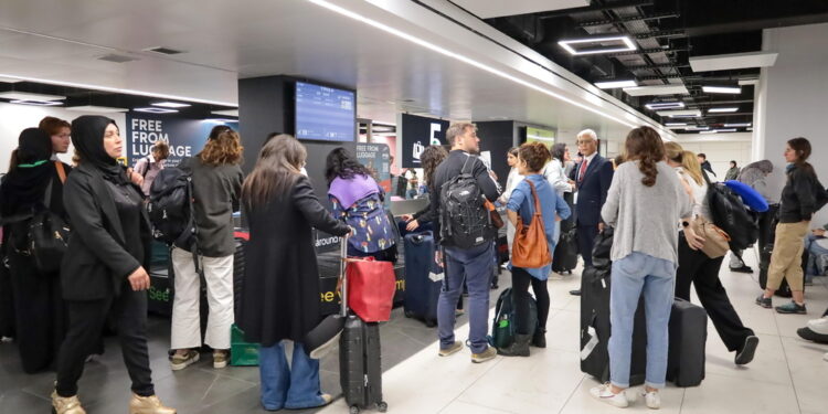 Sull' aereo i congiunti libanesi