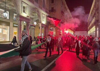 Manifestazione dopo i bombardamenti a Gaza