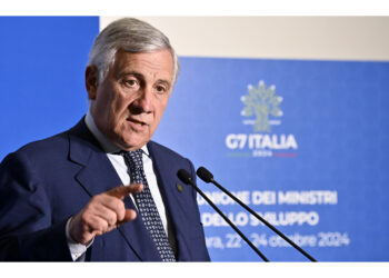 Tajani alla ministeriale Sviluppo: 'Pace attraverso il dialogo'