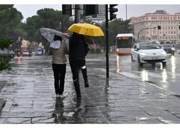 Previsti rovesci intensi e grandinate