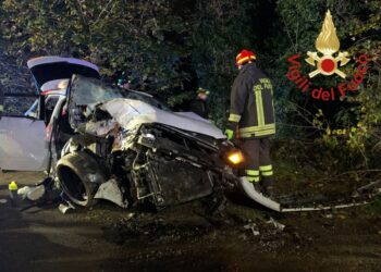 L'incidente nella notte in provincia di Como