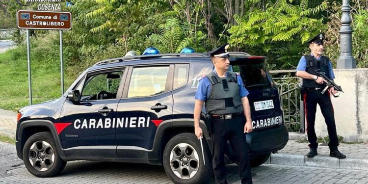 Carabinieri Cosenza hanno fermato un uomo e la sua convivente