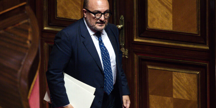 In Senato approvata a maggioranza la relazione di Paroli