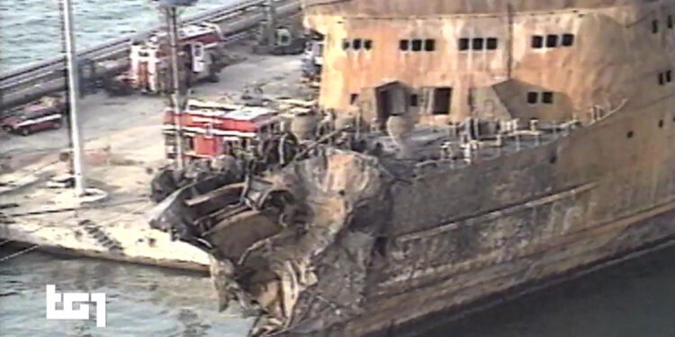 Marinaio di leva era di guardia e vide traghetto uscire da porto