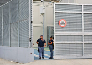 Approdo a Bari.Forse collocati in un centro di richiedenti asilo